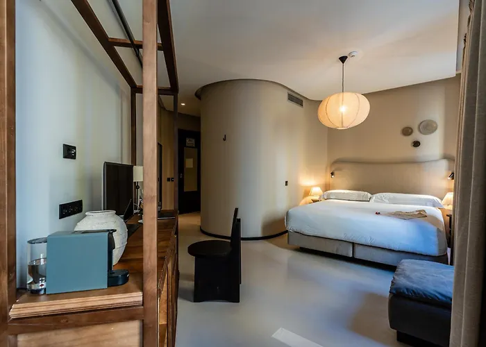 Casa Teva Boutique By Chic&basic Hotel 4*